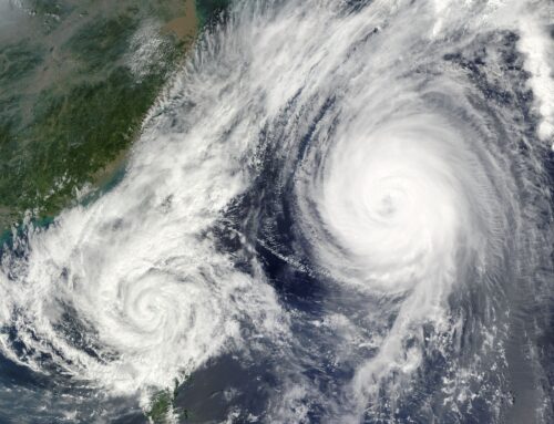 Reading a Hurricane Map as the Storm Approaches